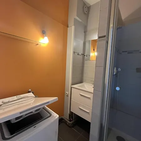 Rez De Chaussee Avec Terrasse, Proche Plage, Parking - Fr-1-749-93 Apartman